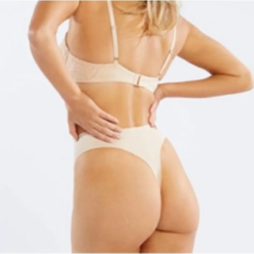 Savage x Fenty high waist smoothing thing - Picture 7 of 7